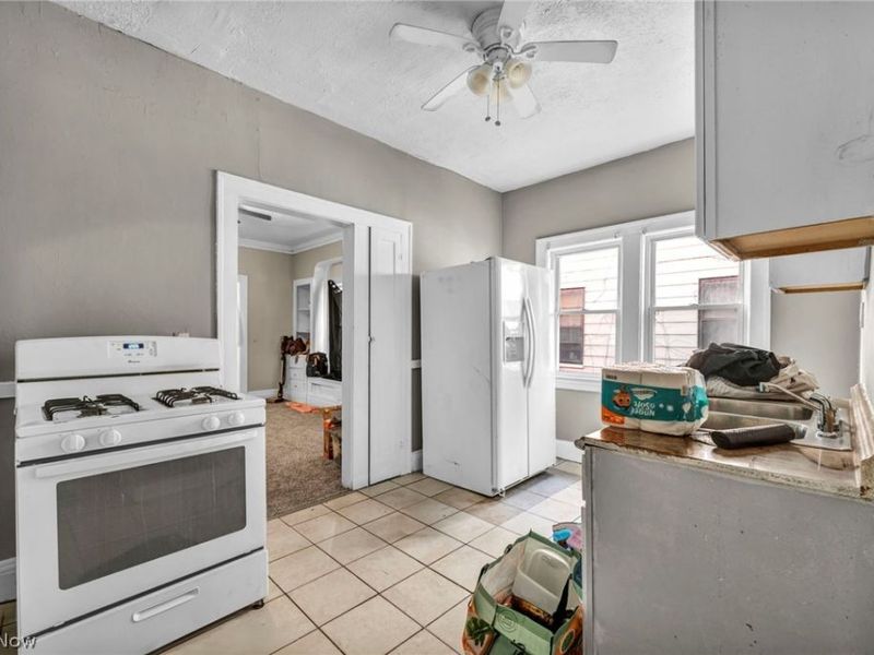 3438 E 140th Street, Cleveland, OH 44120 Photo 36