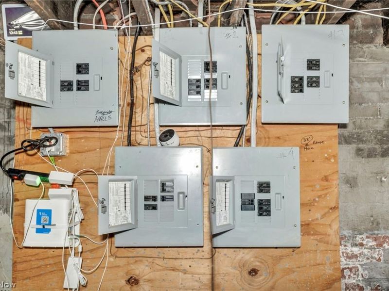 3438 E 140th Street, Cleveland, OH 44120 Photo 44