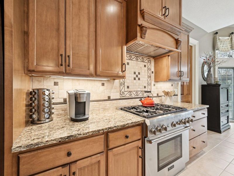 6045 Medallion Drive W, Westerville, OH 43082 Photo 24