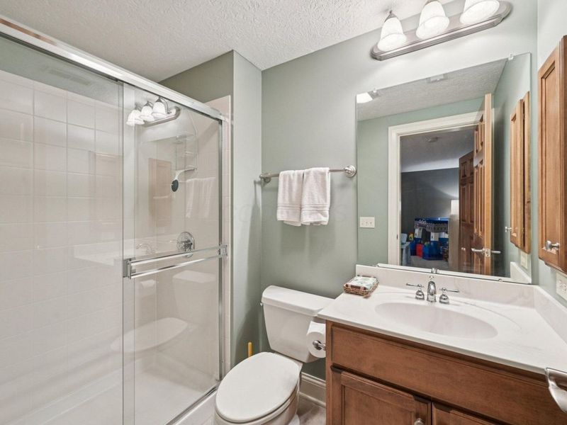 6045 Medallion Drive W, Westerville, OH 43082 Photo 59