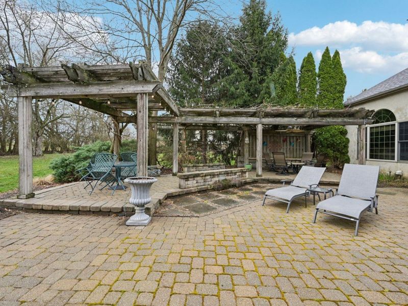 6045 Medallion Drive W, Westerville, OH 43082 Photo 81