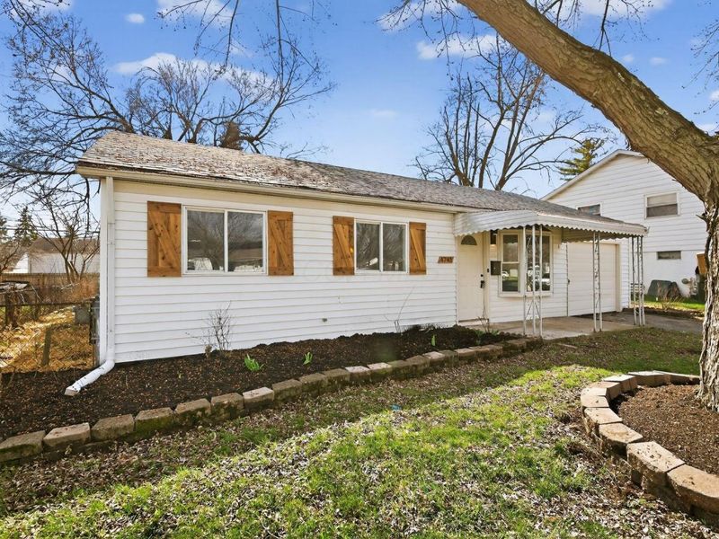 4743 Stiles Avenue , Columbus, OH 43228 Photo 2