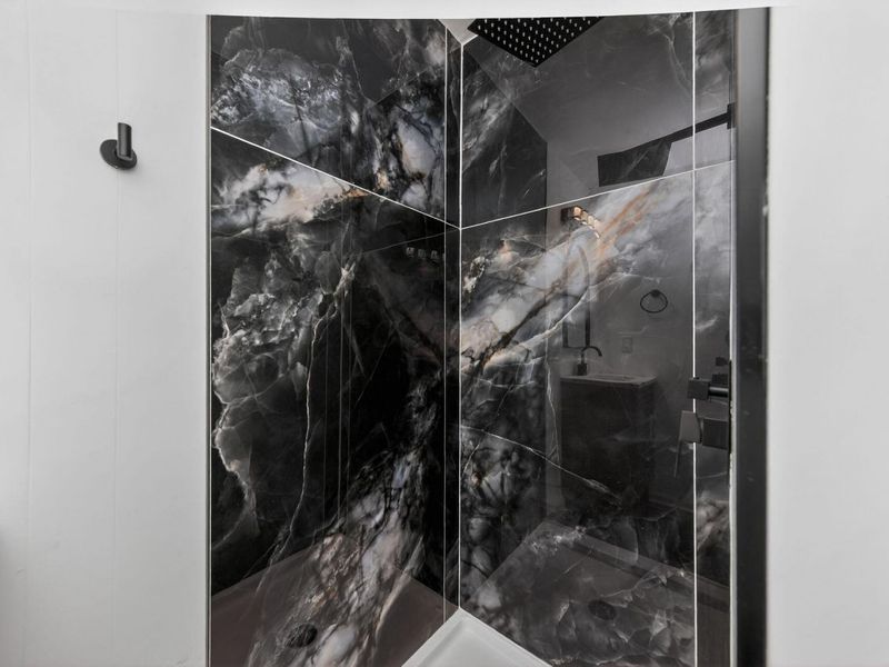 4743 Stiles Avenue , Columbus, OH 43228 Photo 21