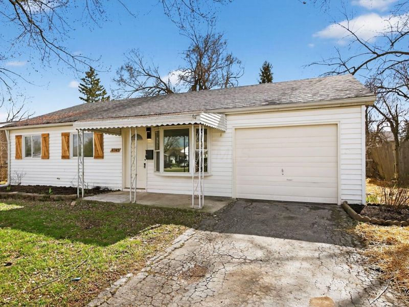 4743 Stiles Avenue , Columbus, OH 43228 Photo 3