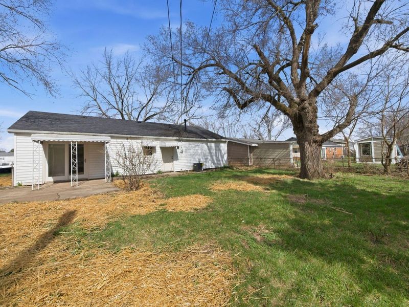 4743 Stiles Avenue , Columbus, OH 43228 Photo 38