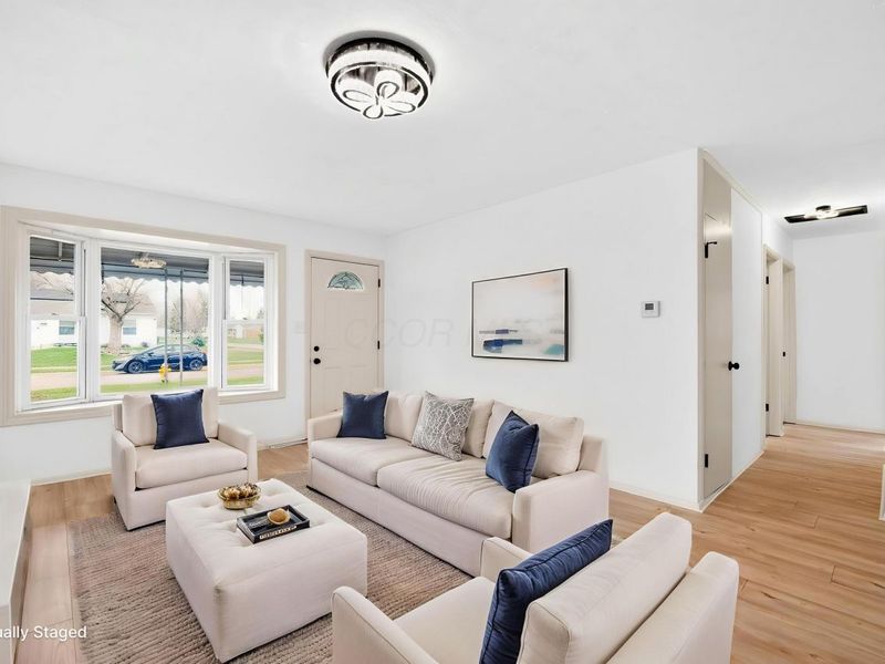 4743 Stiles Avenue , Columbus, OH 43228 Photo 4