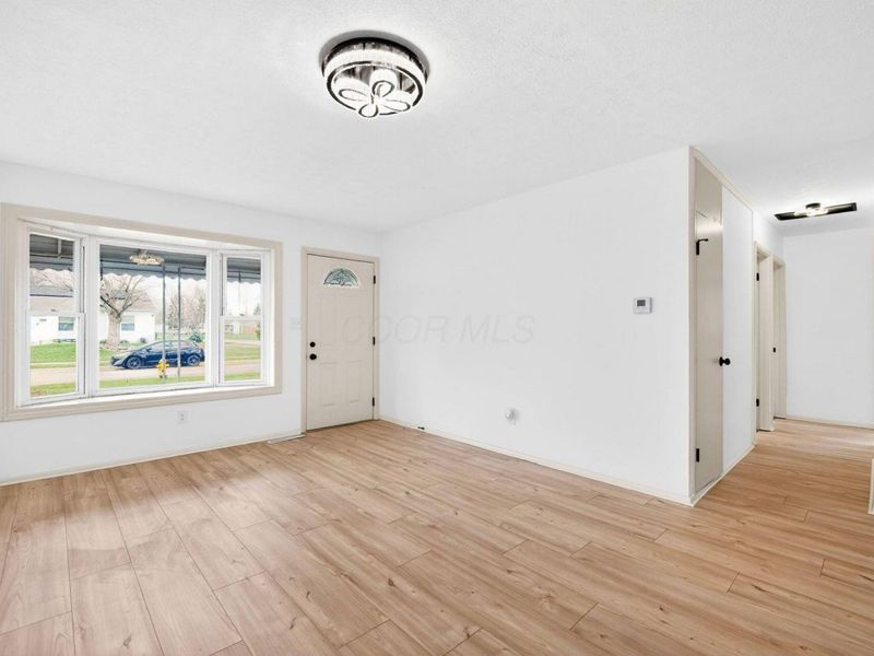 4743 Stiles Avenue , Columbus, OH 43228 Photo 5