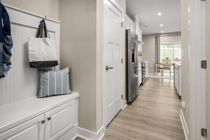 5301 Alcove Ct. Photo 7