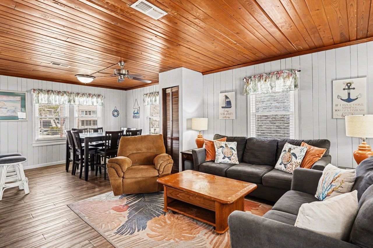 2006 S Ocean Blvd. Photo 16