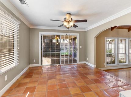 8840 Minnie Cir, Elk Grove, CA 95624 Photo