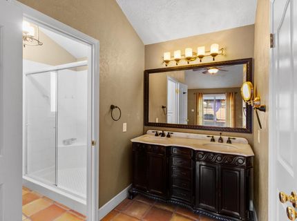 8840 Minnie Cir, Elk Grove, CA 95624 Photo