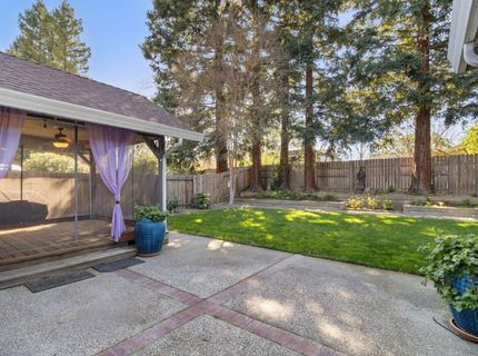 8840 Minnie Cir, Elk Grove, CA 95624 Photo