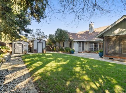 8840 Minnie Cir, Elk Grove, CA 95624 Photo