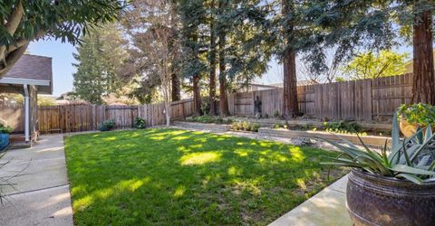 8840 Minnie Cir, Elk Grove, CA 95624 Photo