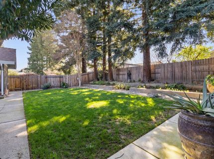 8840 Minnie Cir, Elk Grove, CA 95624 Photo
