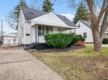 21768 Gascony Avenue , Eastpointe, MI 48021