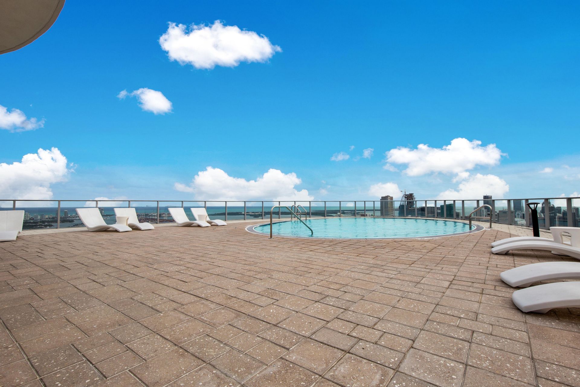 851 NE 1st Avenue, Unit 1510, Miami, FL 33130 Photo