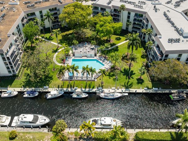 1201 River Reach Drive, Unit 202, Fort Lauderdale, FL 33315