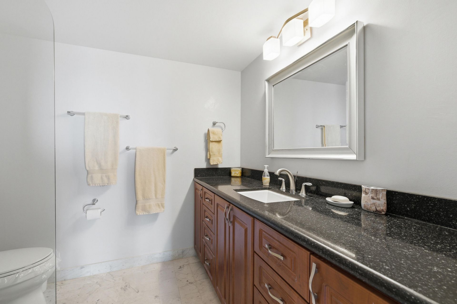 1200 Hibiscus Avenue, Unit 1101, Pompano Beach, FL 33062 Photo