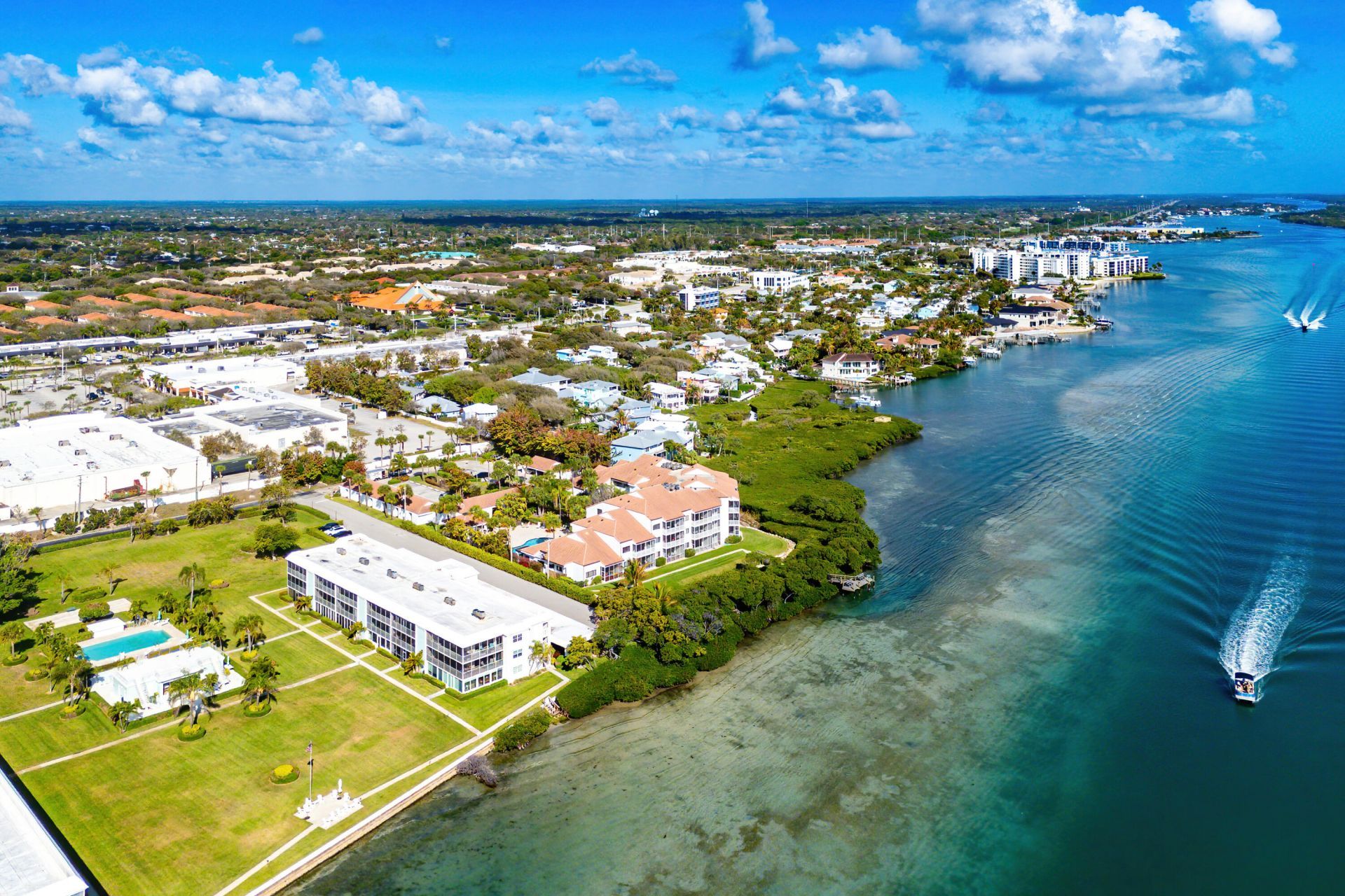 200 Waterway Road, Unit 104, Tequesta, FL 33469 Photo