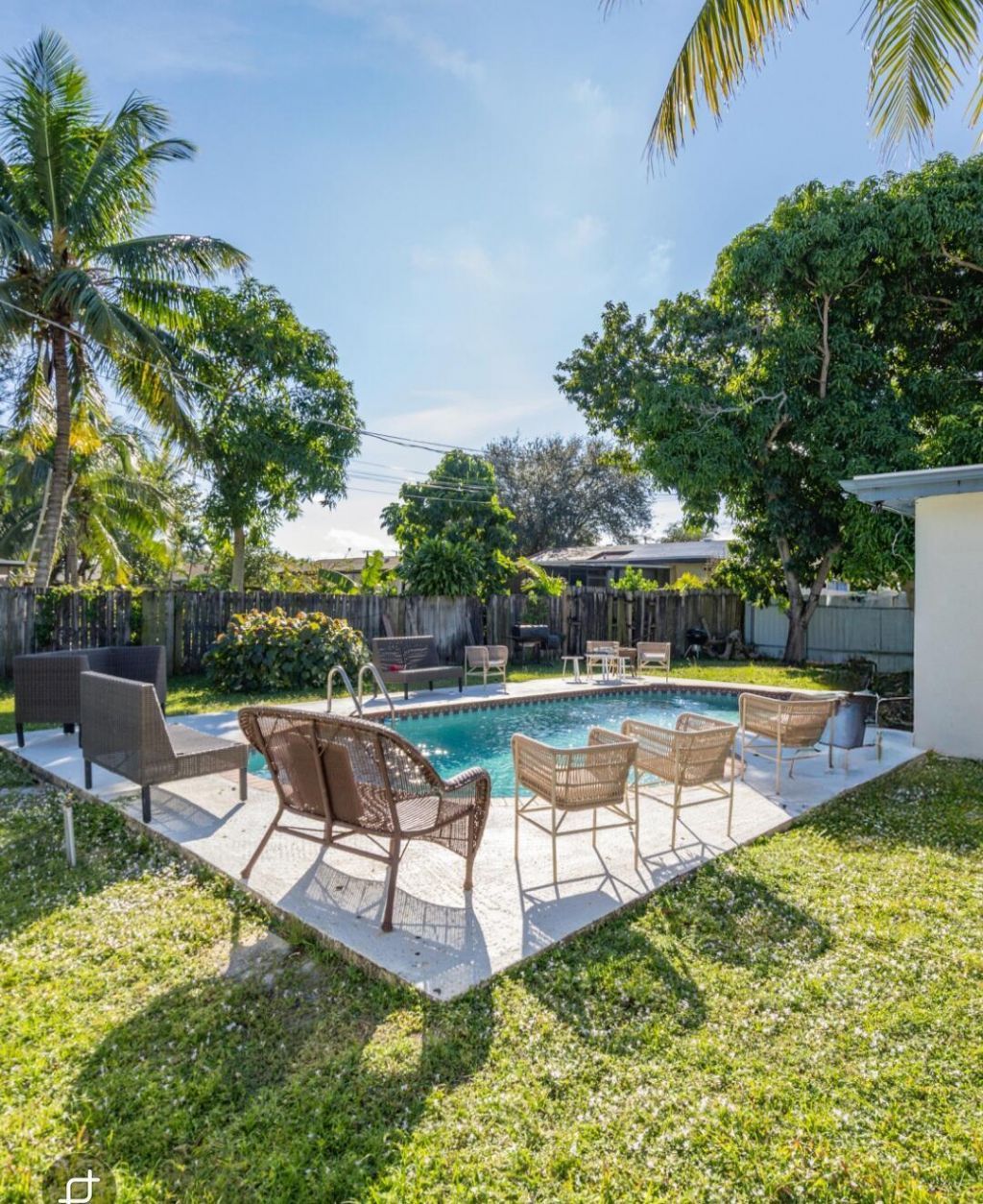 816 NW 8th Avenue, Boynton Beach, FL 33426 Photo