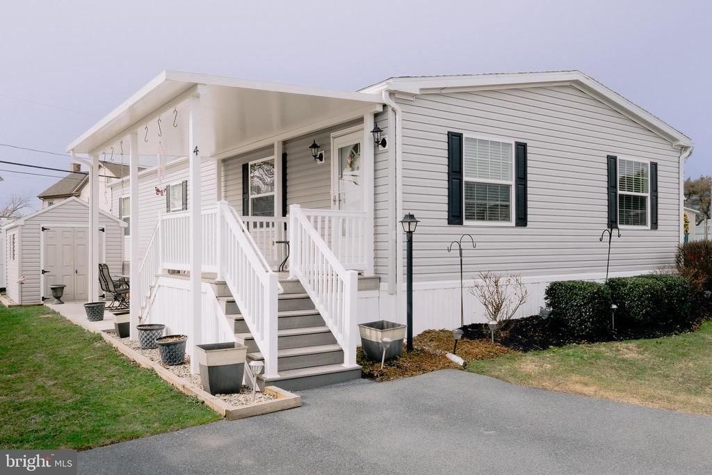 4 JANIS ROAD, GORDONVILLE, PA 17529