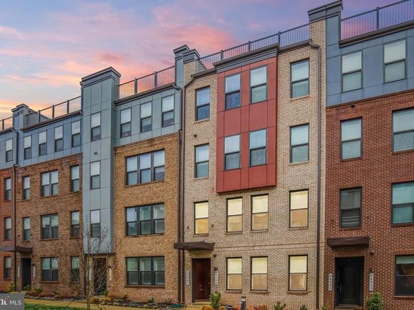 44499 WOLFHOUND SQUARE, ASHBURN, VA 20147