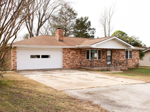 818 Locust Street, Mountain Home, AR 72653