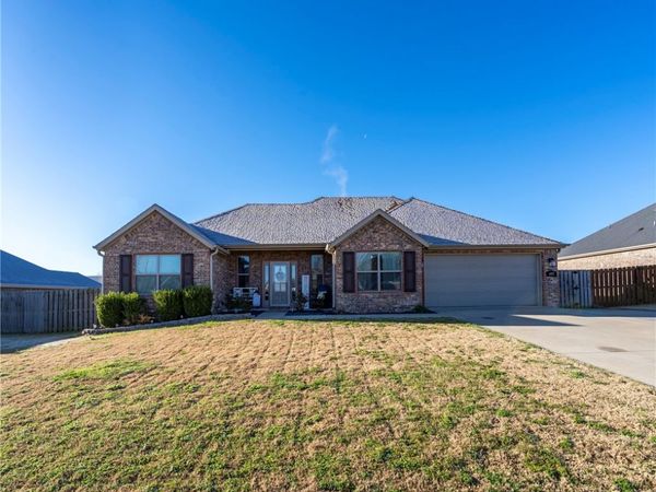 497 Caballo Street , Farmington, AR 72730