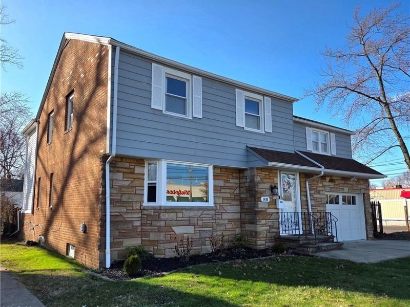 1496 Brainard Road, Lyndhurst, OH 44124 Photo 2