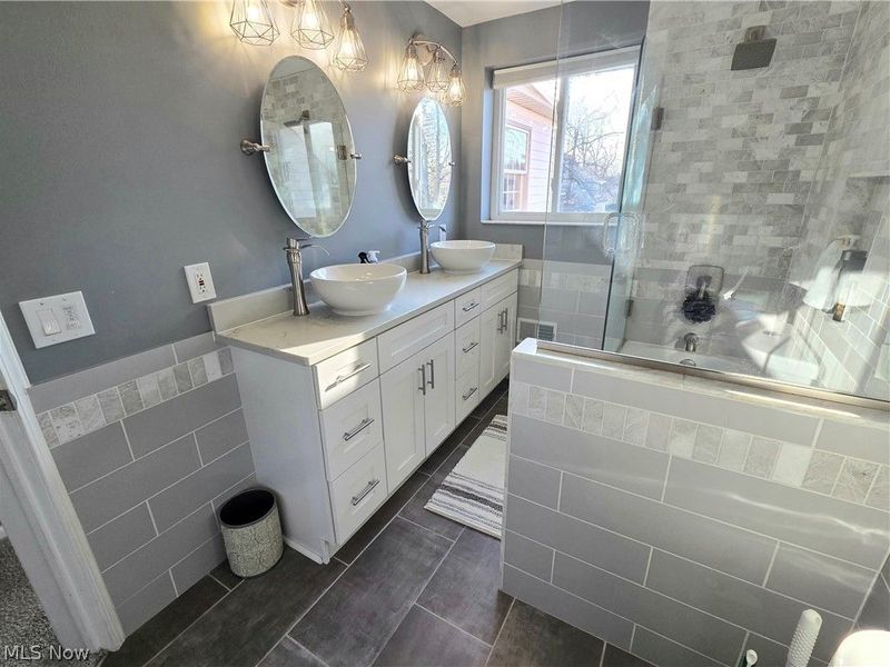 1496 Brainard Road, Lyndhurst, OH 44124 Photo 25