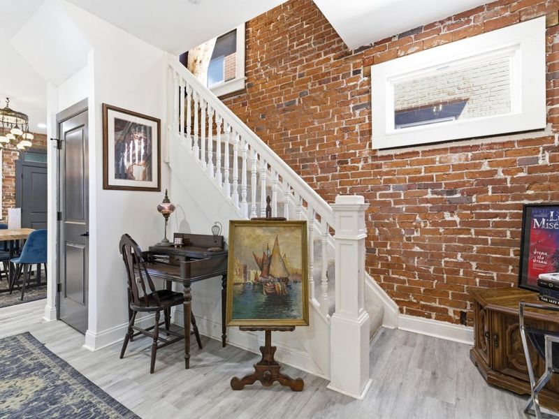 933 Linwood Avenue , Columbus, OH 43206 Photo 3