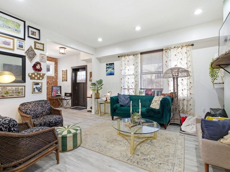 933 Linwood Avenue , Columbus, OH 43206 Photo 5