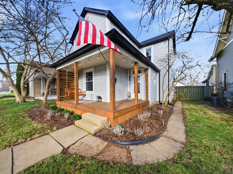 612 Oakwood Avenue, Lancaster, OH 43130 Photo 2