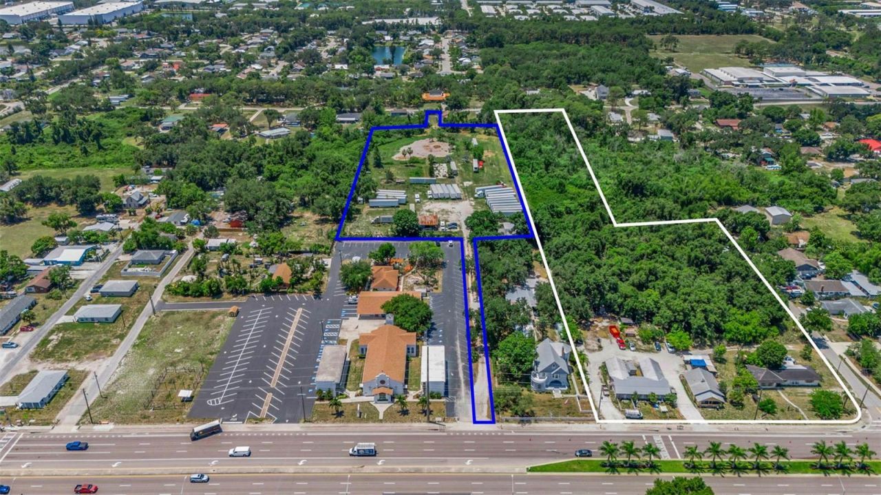 2008 53rd Avenue E, Bradenton, FL 34203 Photo