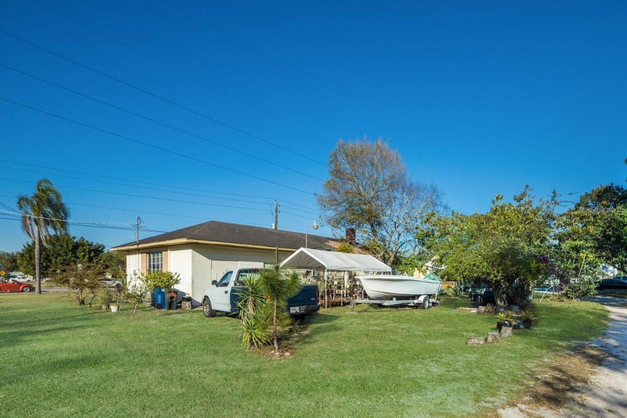 2008 53rd Avenue E, Bradenton, FL 34203 Photo