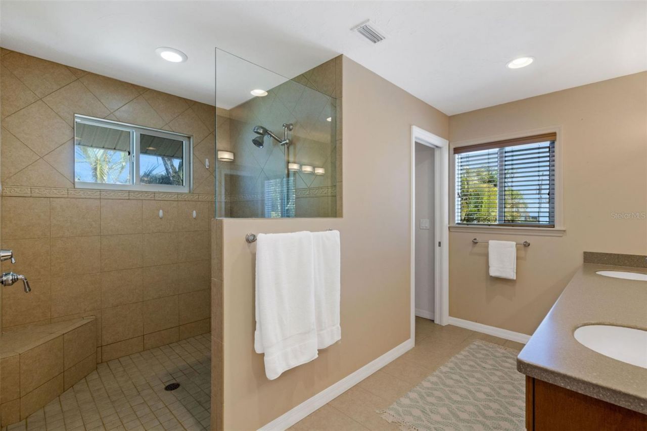 700 El Dorado Drive, Venice, FL 34285 Photo