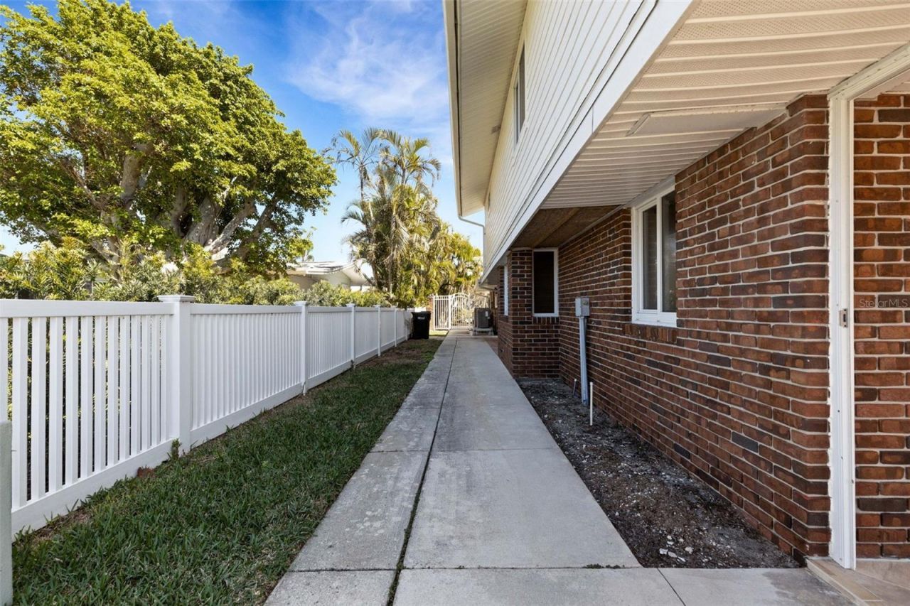 700 El Dorado Drive, Venice, FL 34285 Photo