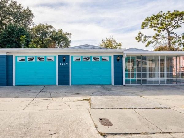 1214 N PINE HILLS ROAD , ORLANDO, FL 32808