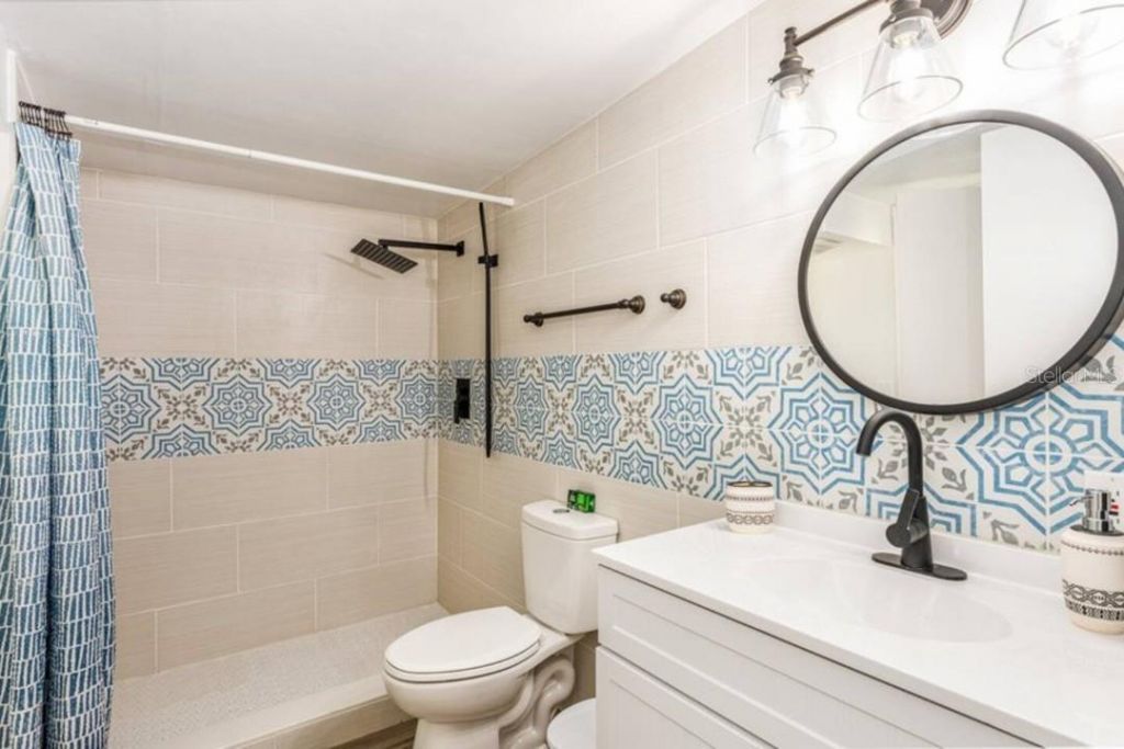 1214 N Pine Hills Road , Orlando, FL 32808 Photo