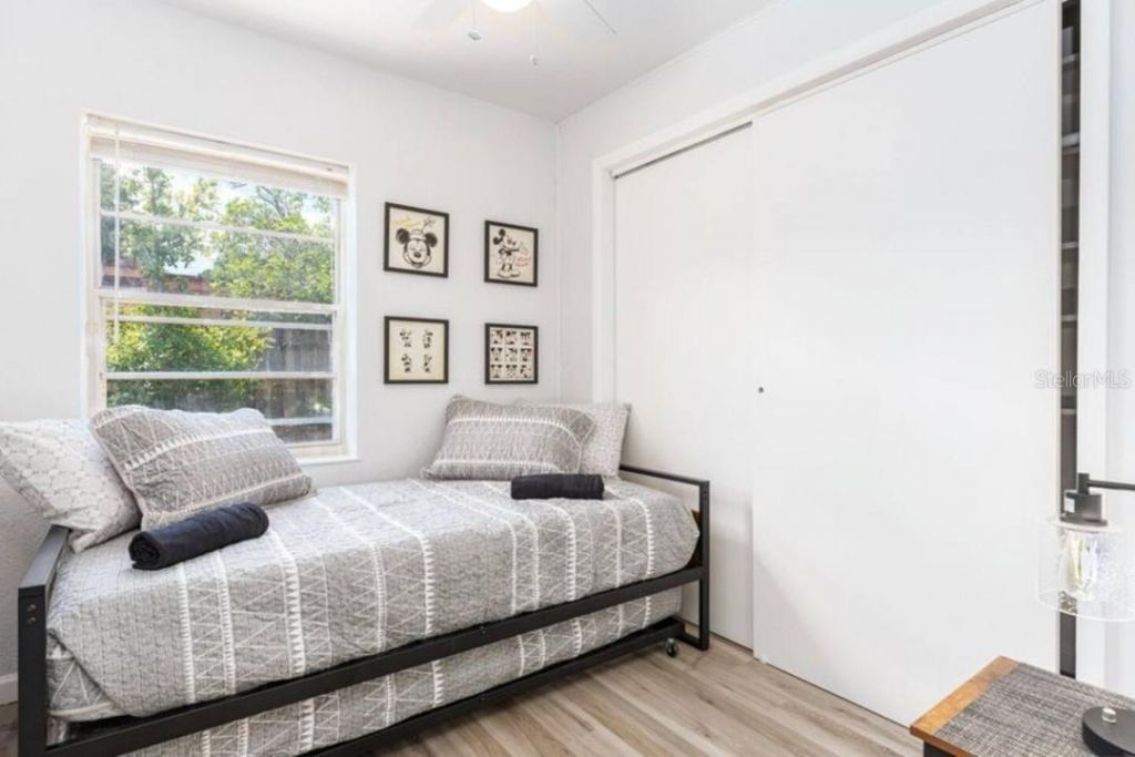 1214 N Pine Hills Road , Orlando, FL 32808 Photo