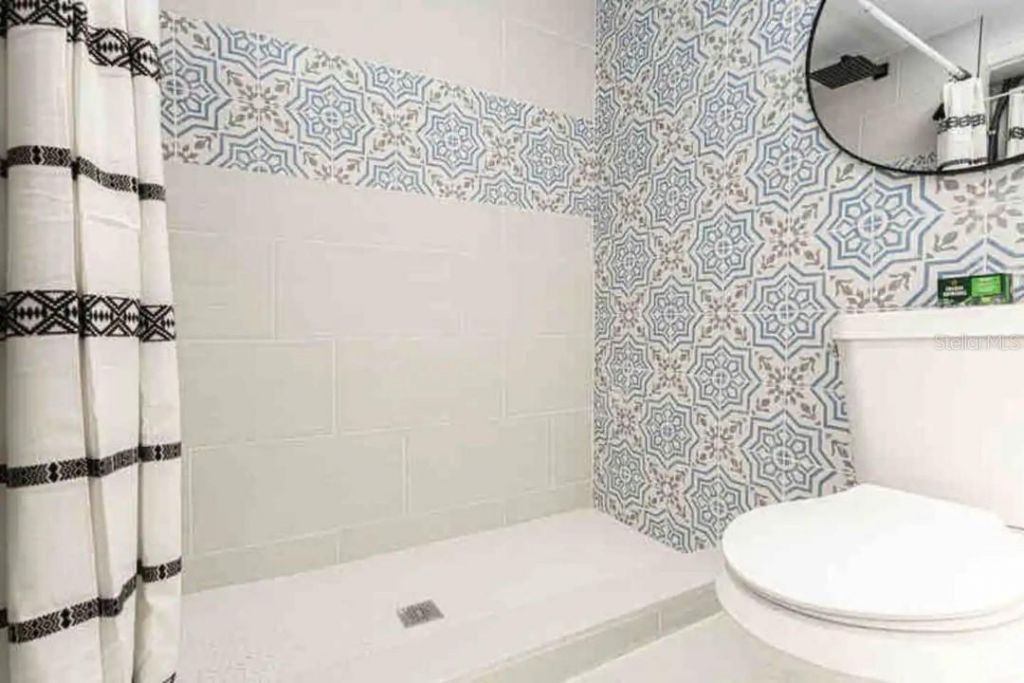 1214 N Pine Hills Road , Orlando, FL 32808 Photo