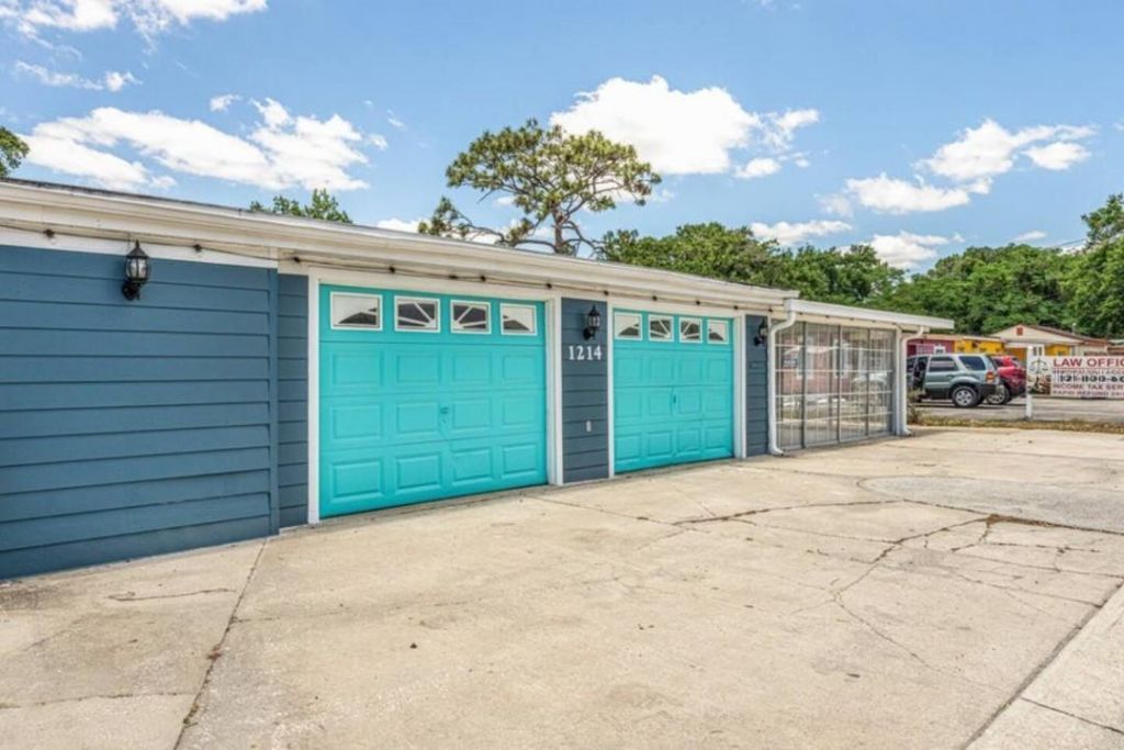 1214 N Pine Hills Road , Orlando, FL 32808 Photo