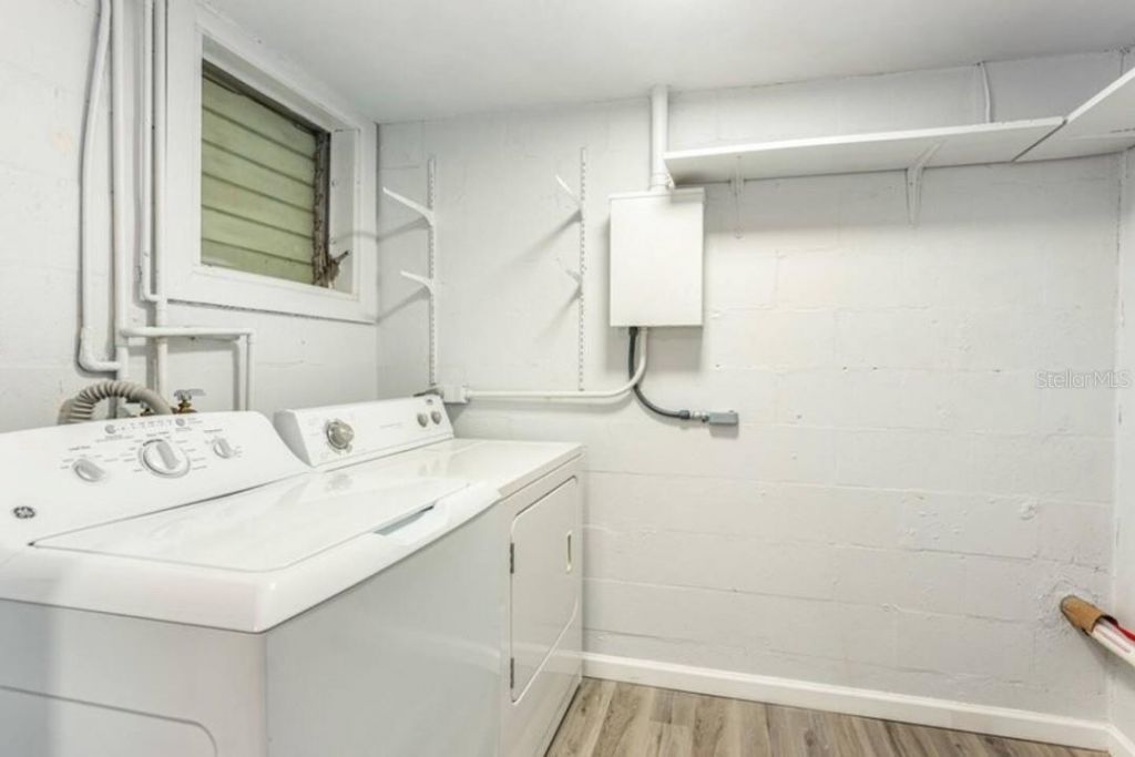 1214 N Pine Hills Road , Orlando, FL 32808 Photo