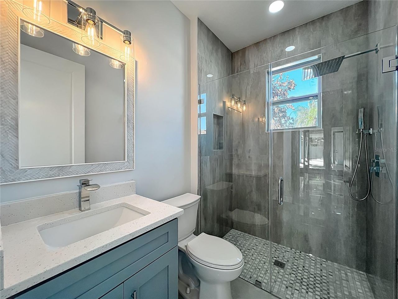 5448 Conway Pointe Court, Orlando, FL 32812 Photo