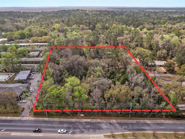 SW 16TH PLACE , GAINESVILLE, FL 32601