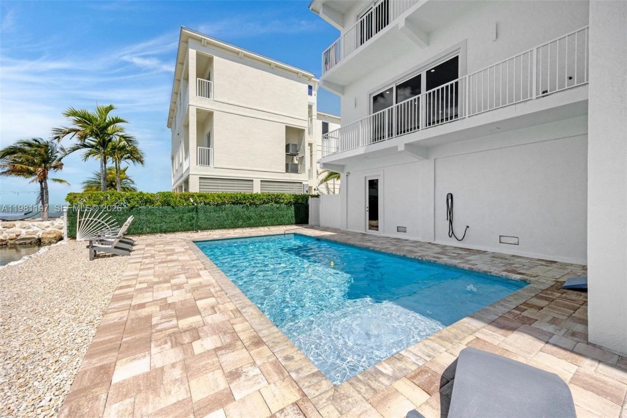 865 50th Street Gulf , Marathon, FL 33050 Photo