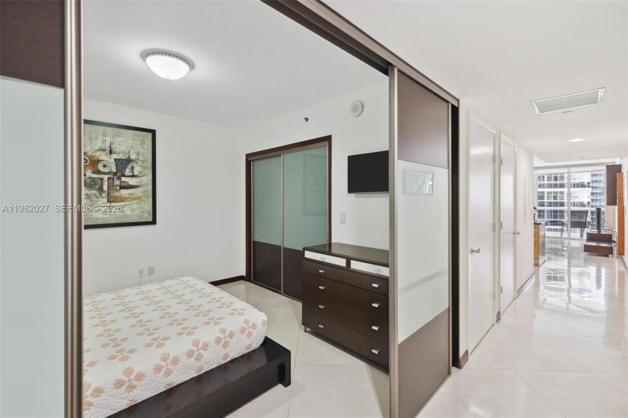 1830 S Ocean Dr, Unit 3909, Hallandale Beach, FL 33009 Photo