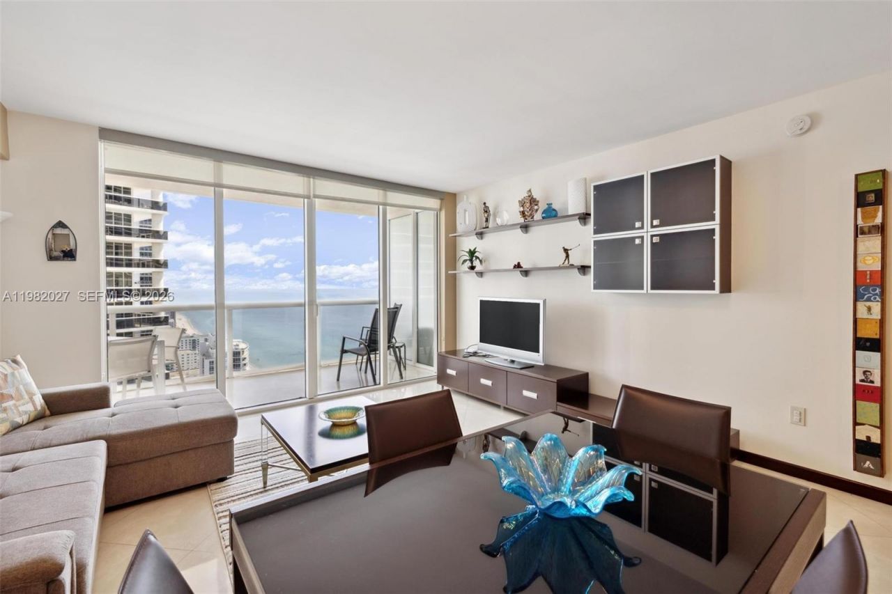 1830 S Ocean Dr, Unit 3909, Hallandale Beach, FL 33009 Photo