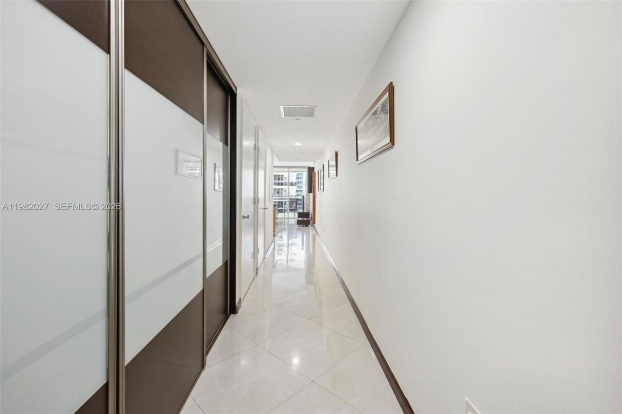 1830 S Ocean Dr, Unit 3909, Hallandale Beach, FL 33009 Photo